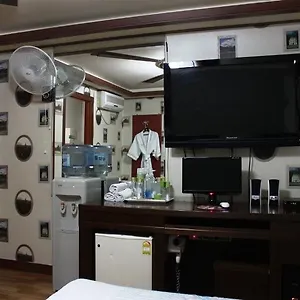 Hotel Picasso Jongno, Seúl